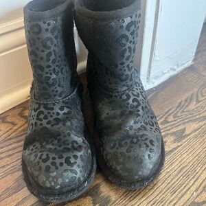 Kids Glitter Leopard Uggs